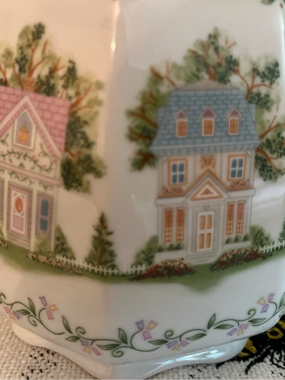 LENOX Porcelain Coffee Pot with Pastel Cottage Pattern - Vintage 1990s